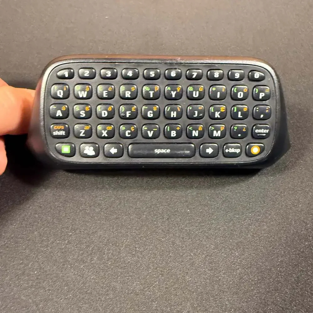 Microsoft Xbox 360 Chatpad Messenger Keyboard Controller Attachment